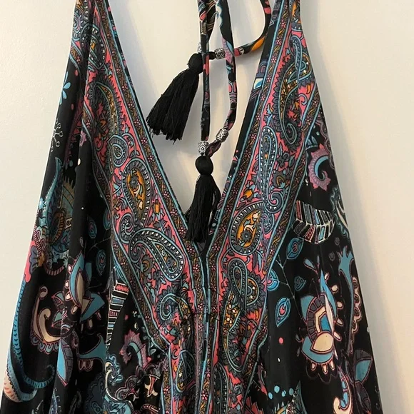 🌸🦋💫Elegant Paisley Halter Maxi Dress in Black and Pink and Teal💫🌼🌻 - Picture 8 of 14